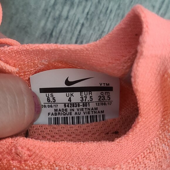 Nike Free RN Flyknit 2017 Women’s Running Shoes Size 6.5 Coral Pink White - Picture 11 of 11